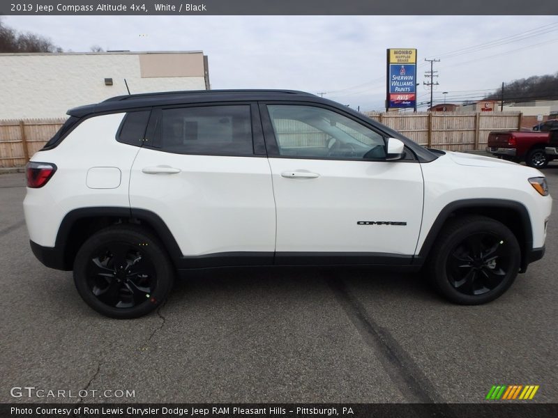 White / Black 2019 Jeep Compass Altitude 4x4