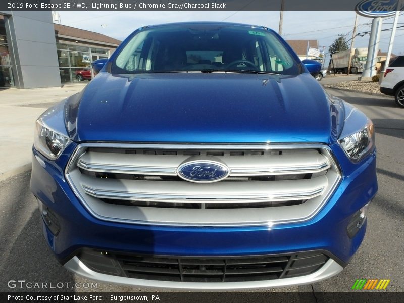 Lightning Blue / Chromite Gray/Charcoal Black 2019 Ford Escape SE 4WD