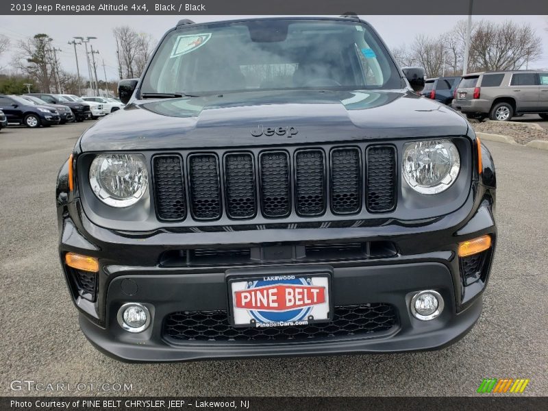 Black / Black 2019 Jeep Renegade Altitude 4x4