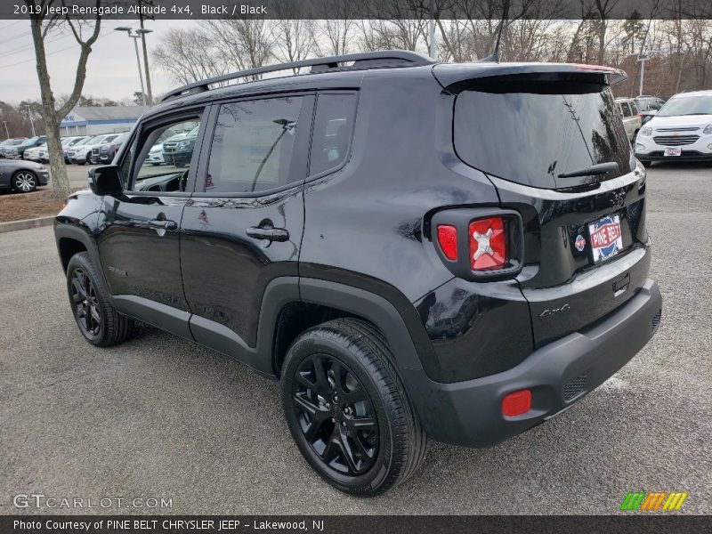 Black / Black 2019 Jeep Renegade Altitude 4x4