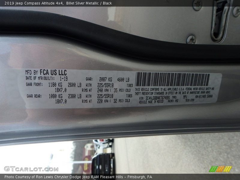 Billet Silver Metallic / Black 2019 Jeep Compass Altitude 4x4