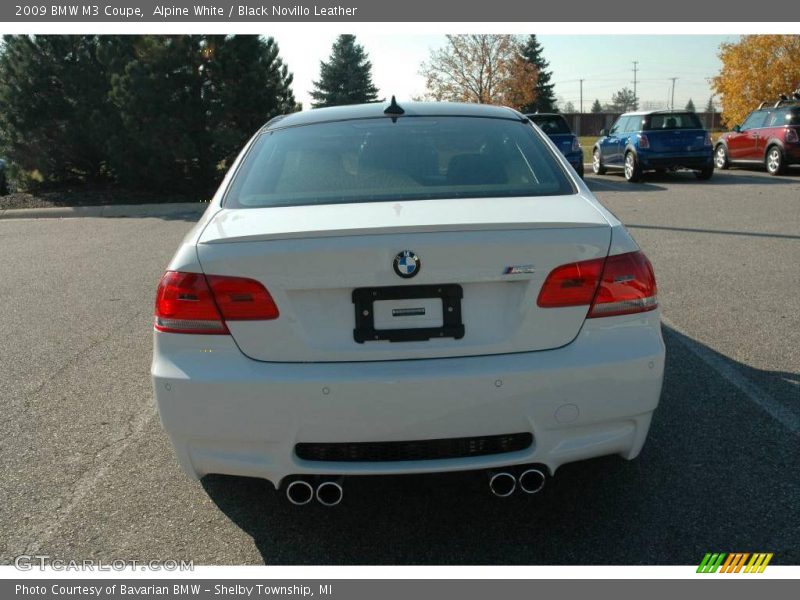 Alpine White / Black Novillo Leather 2009 BMW M3 Coupe