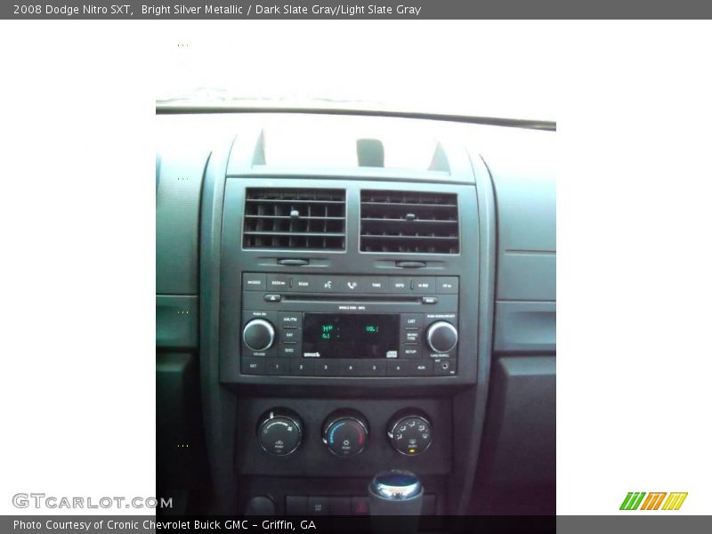 Bright Silver Metallic / Dark Slate Gray/Light Slate Gray 2008 Dodge Nitro SXT