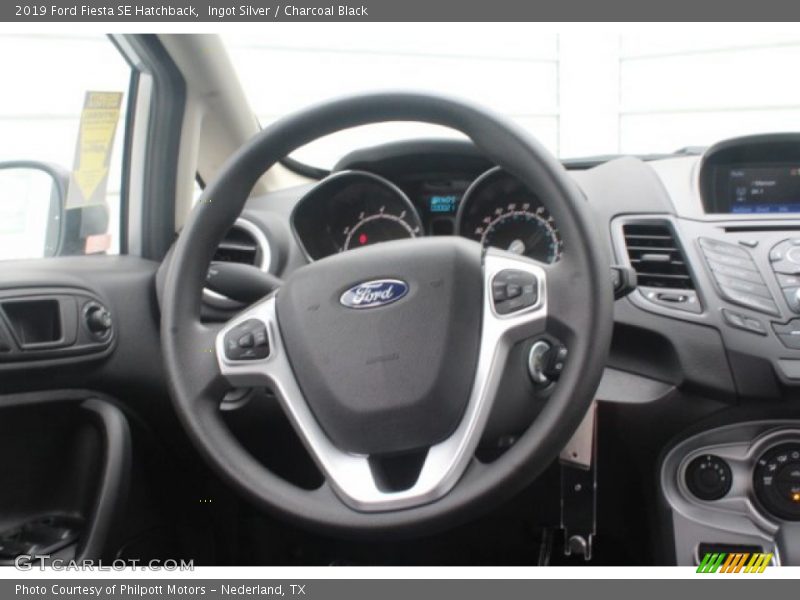 Ingot Silver / Charcoal Black 2019 Ford Fiesta SE Hatchback