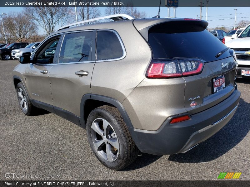 Light Brownstone Pearl / Black 2019 Jeep Cherokee Limited 4x4