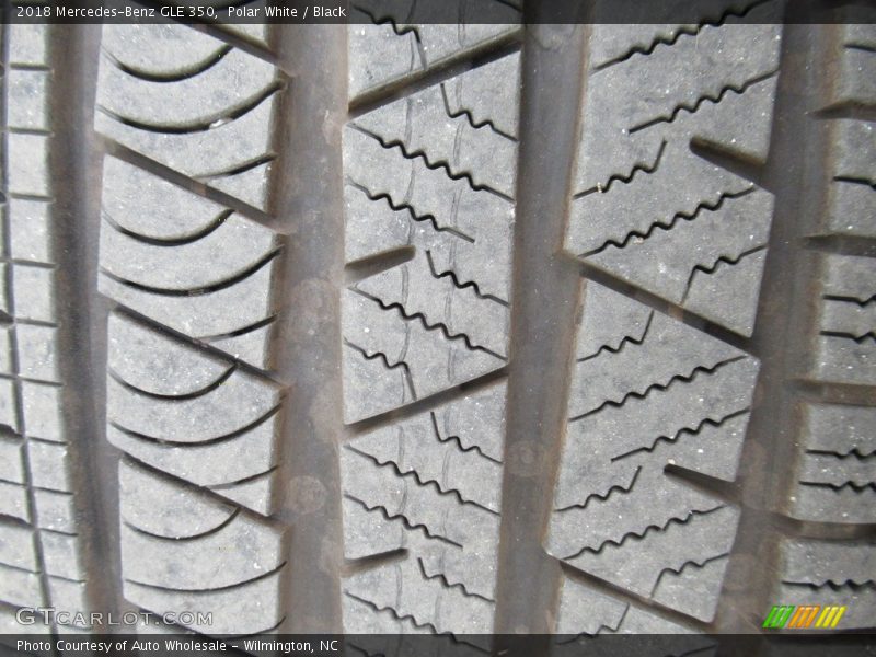 Polar White / Black 2018 Mercedes-Benz GLE 350