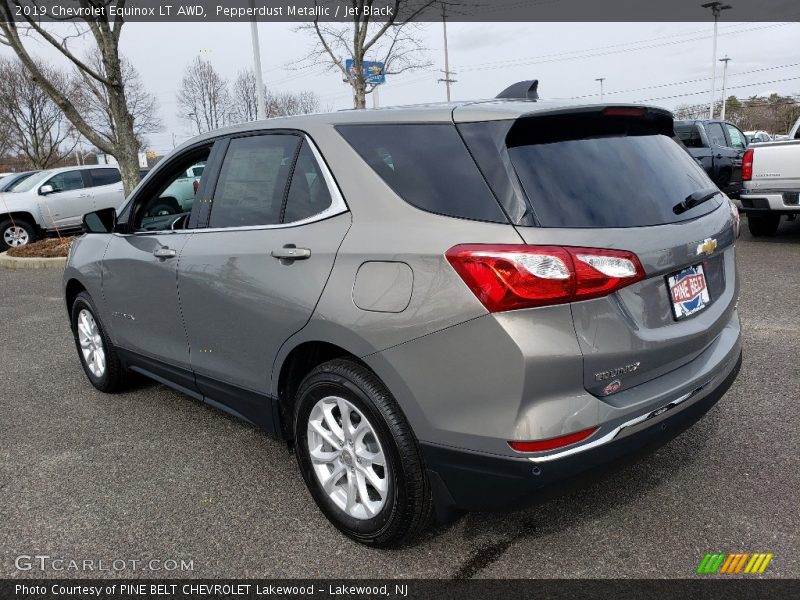 Pepperdust Metallic / Jet Black 2019 Chevrolet Equinox LT AWD