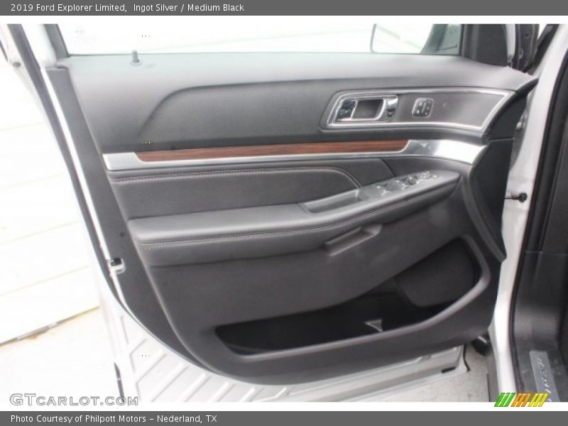 Ingot Silver / Medium Black 2019 Ford Explorer Limited