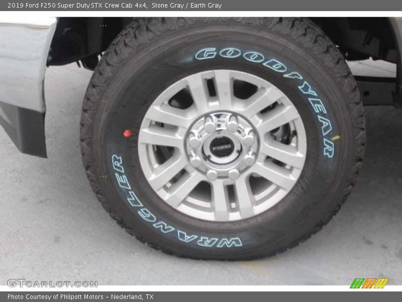 Stone Gray / Earth Gray 2019 Ford F250 Super Duty STX Crew Cab 4x4
