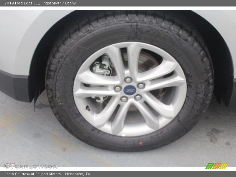 Ingot Silver / Ebony 2019 Ford Edge SEL