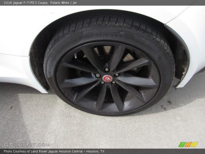 Polaris White / Jet 2016 Jaguar F-TYPE S Coupe