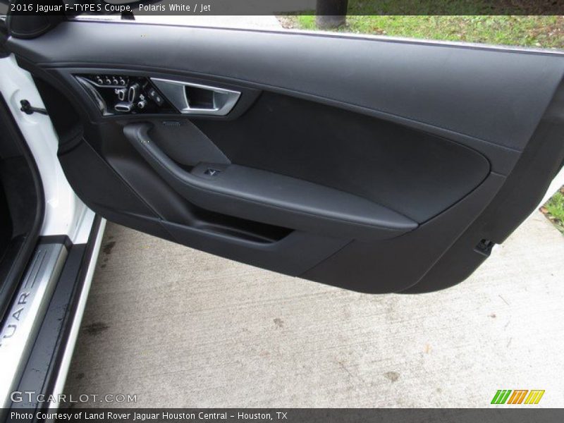 Polaris White / Jet 2016 Jaguar F-TYPE S Coupe