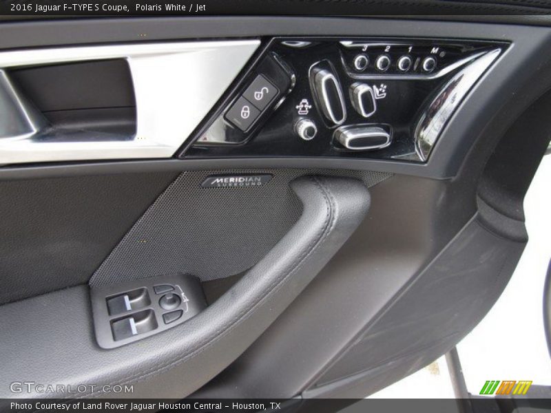 Polaris White / Jet 2016 Jaguar F-TYPE S Coupe