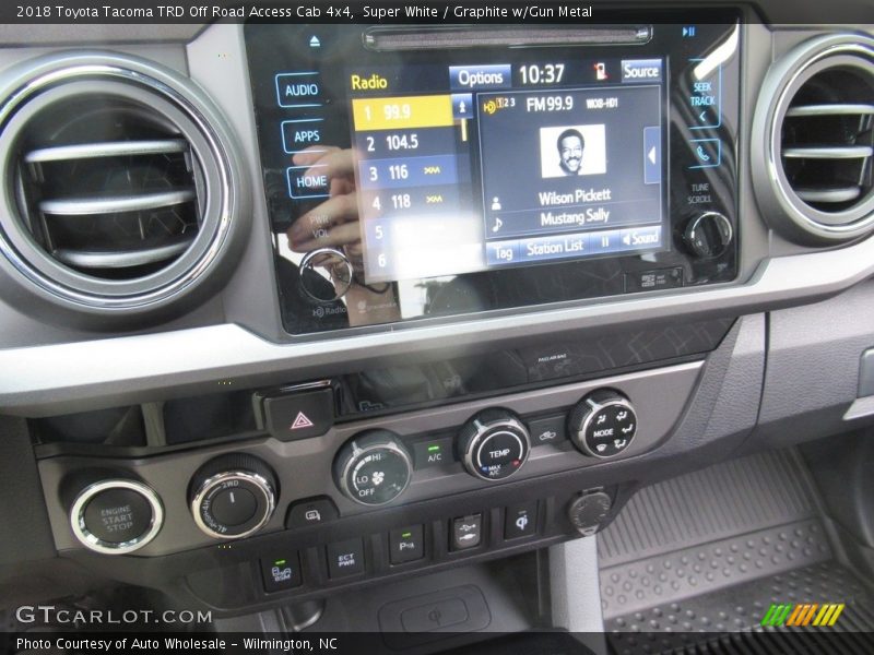 Super White / Graphite w/Gun Metal 2018 Toyota Tacoma TRD Off Road Access Cab 4x4