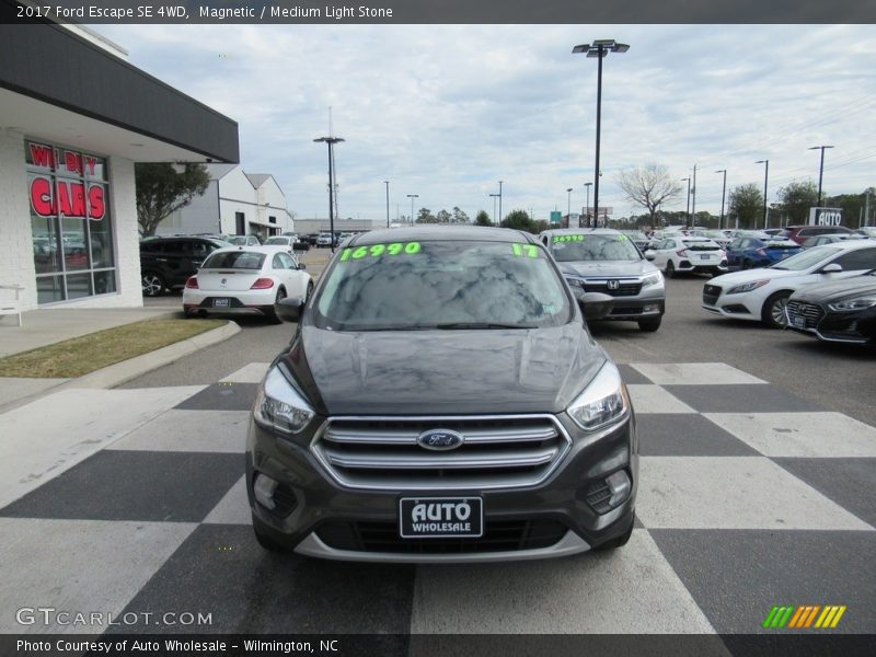 Magnetic / Medium Light Stone 2017 Ford Escape SE 4WD