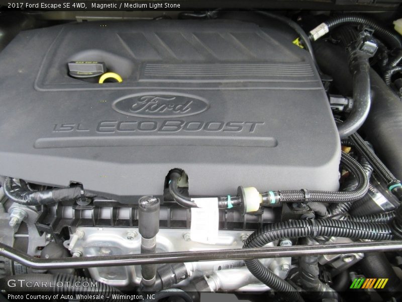 Magnetic / Medium Light Stone 2017 Ford Escape SE 4WD