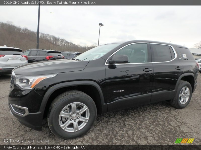 Front 3/4 View of 2019 Acadia SLE AWD