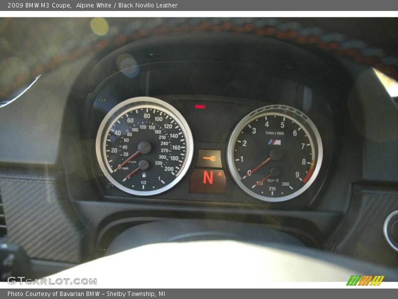 Alpine White / Black Novillo Leather 2009 BMW M3 Coupe