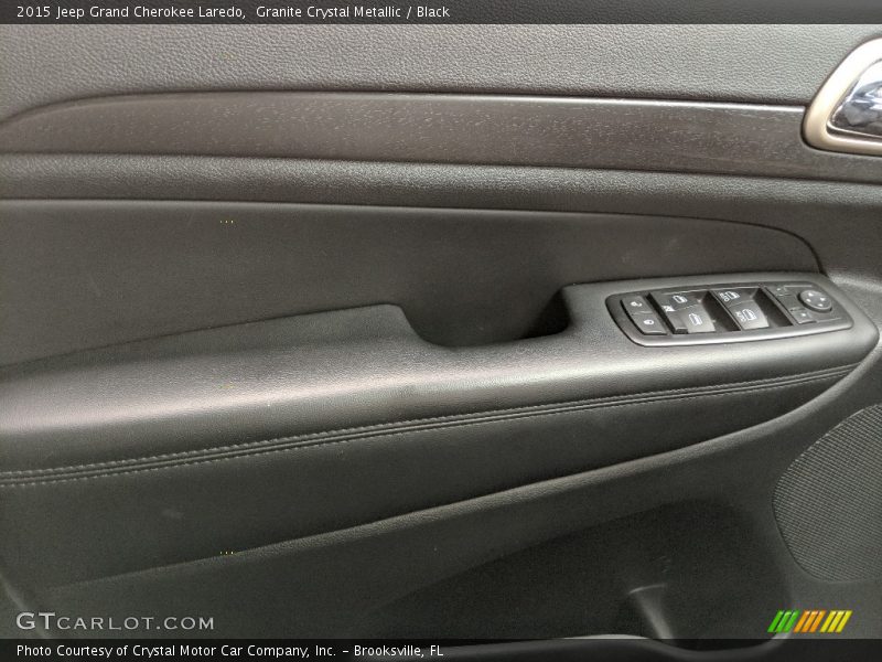 Granite Crystal Metallic / Black 2015 Jeep Grand Cherokee Laredo