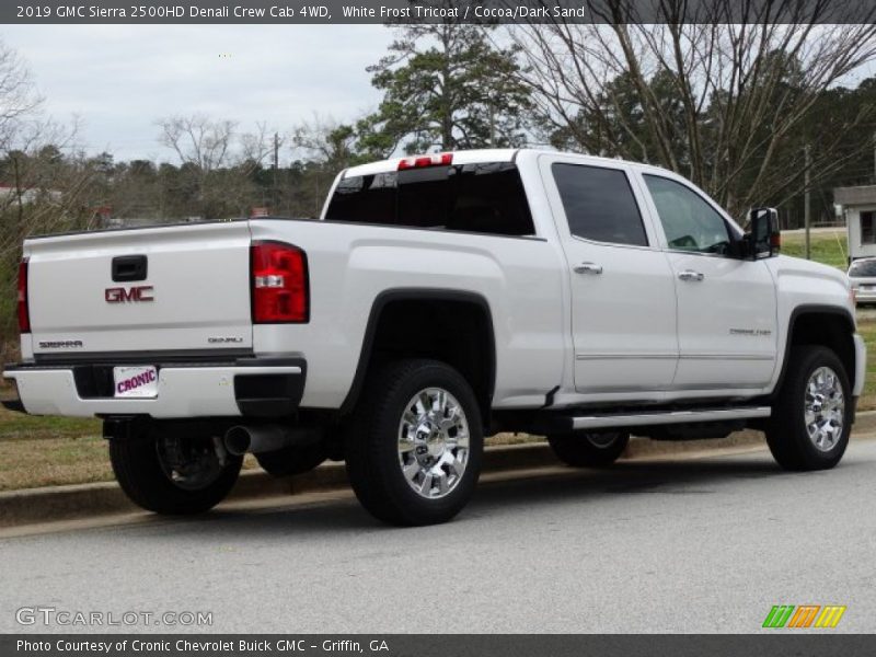 White Frost Tricoat / Cocoa/Dark Sand 2019 GMC Sierra 2500HD Denali Crew Cab 4WD
