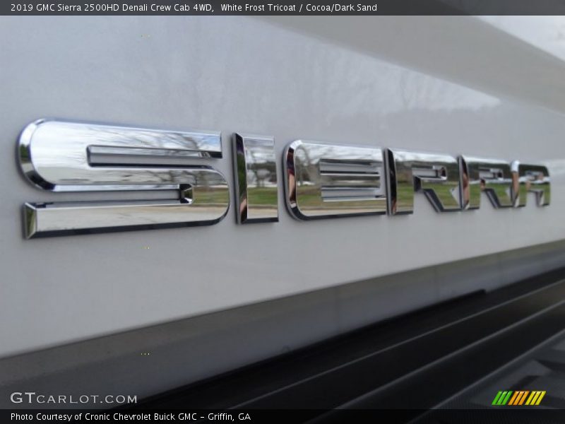  2019 Sierra 2500HD Denali Crew Cab 4WD Logo