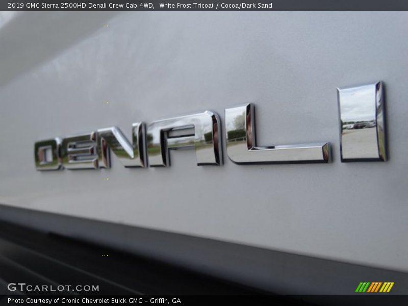  2019 Sierra 2500HD Denali Crew Cab 4WD Logo