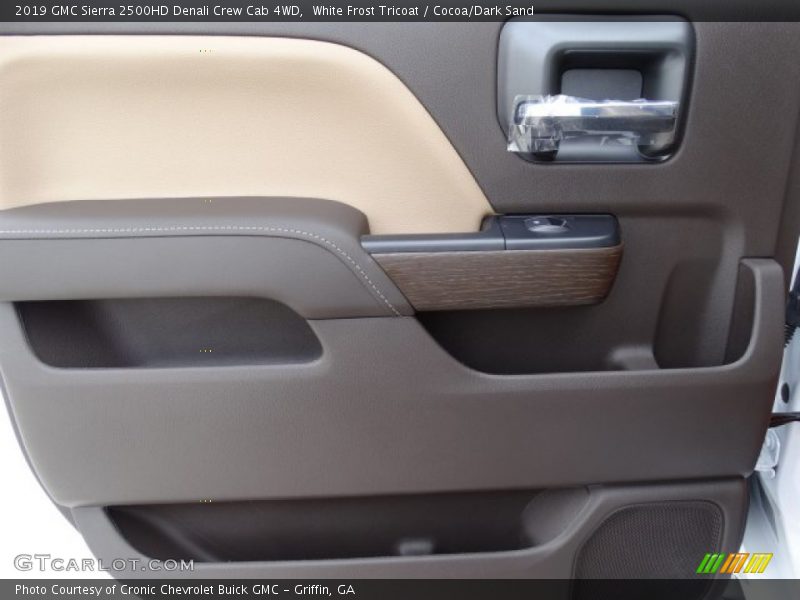 Door Panel of 2019 Sierra 2500HD Denali Crew Cab 4WD