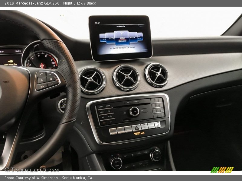 Night Black / Black 2019 Mercedes-Benz GLA 250