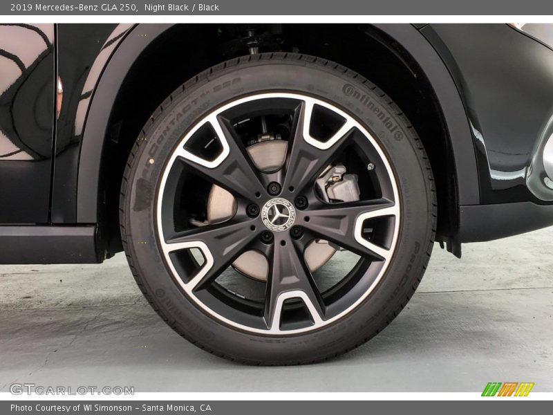 Night Black / Black 2019 Mercedes-Benz GLA 250