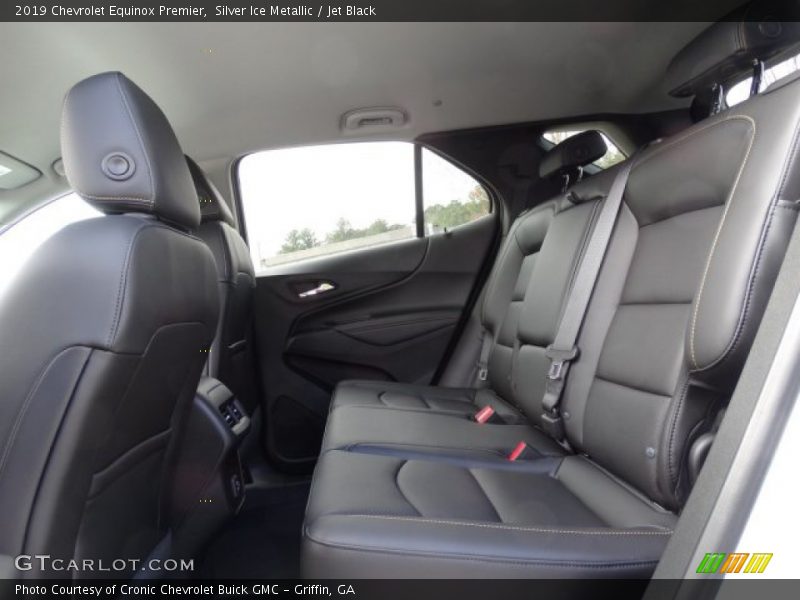 Silver Ice Metallic / Jet Black 2019 Chevrolet Equinox Premier