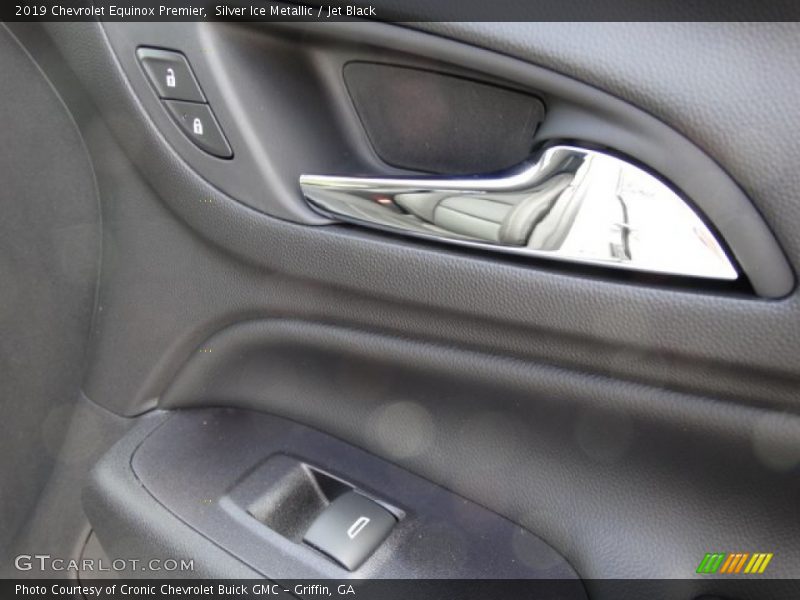 Silver Ice Metallic / Jet Black 2019 Chevrolet Equinox Premier
