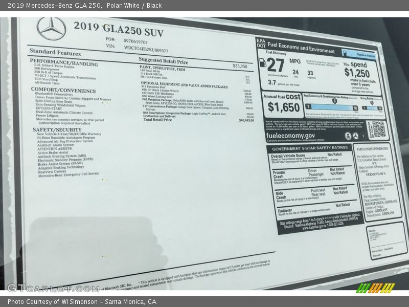 Polar White / Black 2019 Mercedes-Benz GLA 250