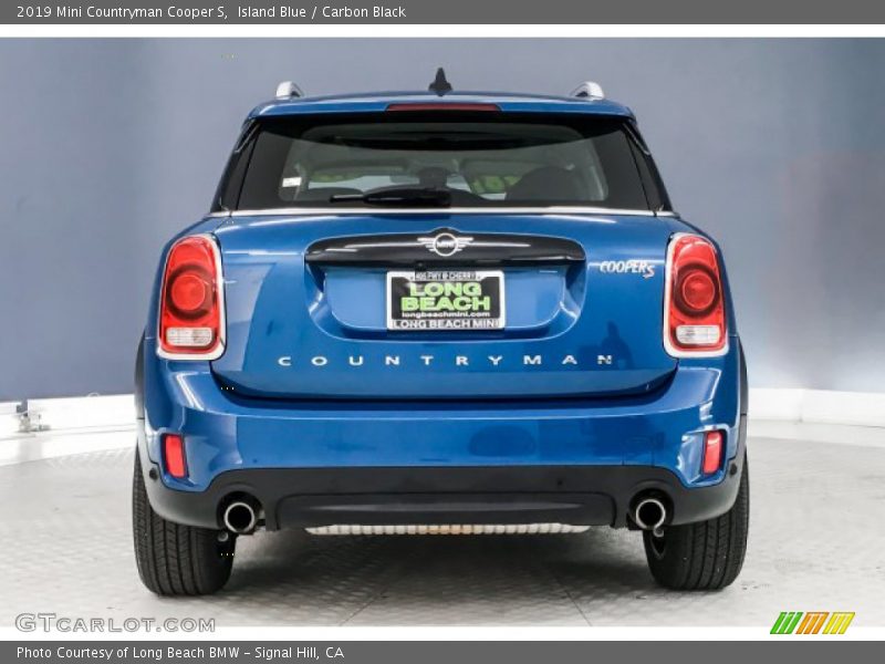 Island Blue / Carbon Black 2019 Mini Countryman Cooper S