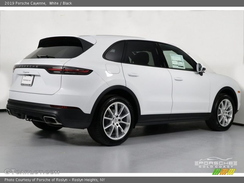 White / Black 2019 Porsche Cayenne