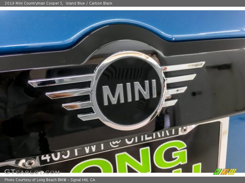Island Blue / Carbon Black 2019 Mini Countryman Cooper S