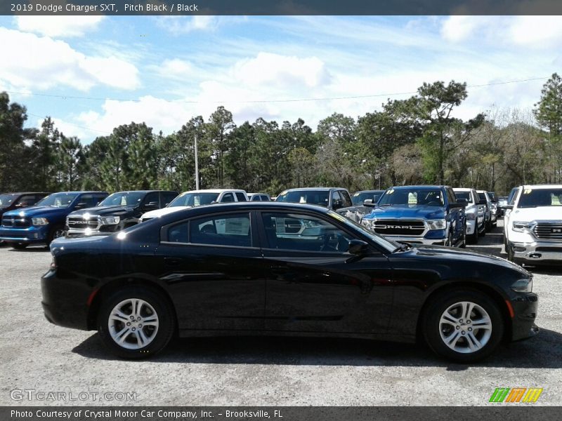 Pitch Black / Black 2019 Dodge Charger SXT