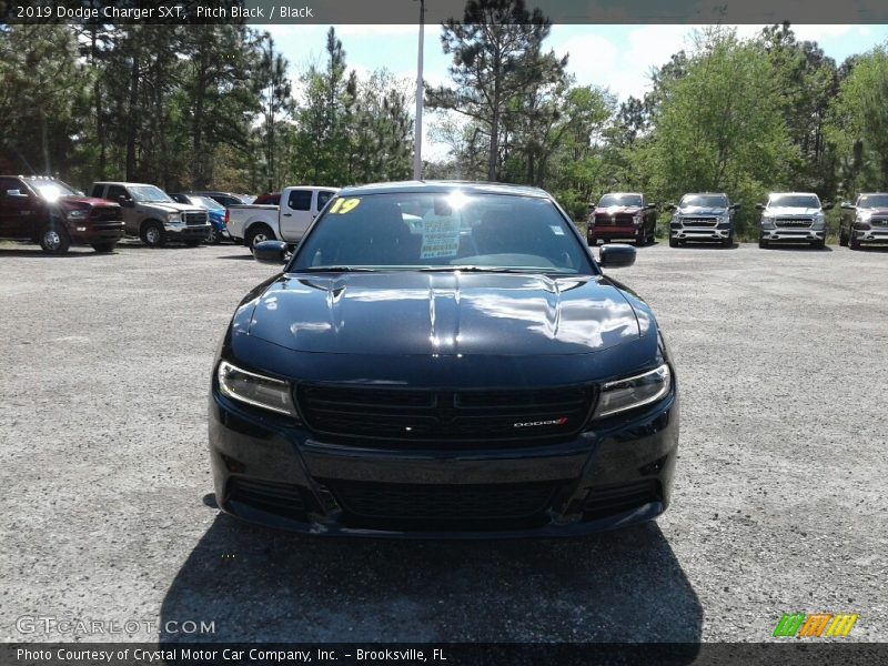 Pitch Black / Black 2019 Dodge Charger SXT