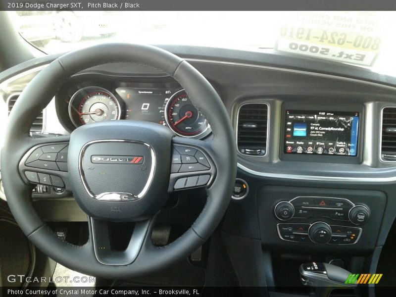 Pitch Black / Black 2019 Dodge Charger SXT
