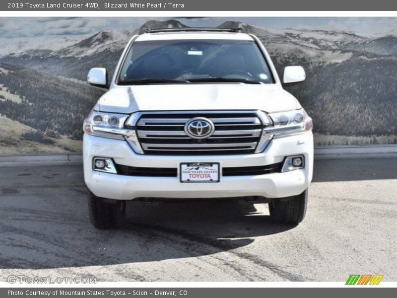 Blizzard White Pearl / Terra 2019 Toyota Land Cruiser 4WD