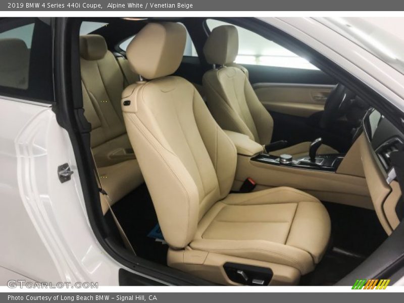 Alpine White / Venetian Beige 2019 BMW 4 Series 440i Coupe