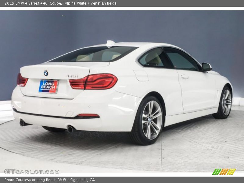 Alpine White / Venetian Beige 2019 BMW 4 Series 440i Coupe