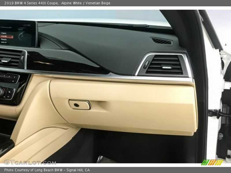 Alpine White / Venetian Beige 2019 BMW 4 Series 440i Coupe
