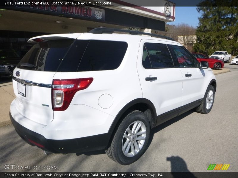 Oxford White / Medium Light Stone 2015 Ford Explorer 4WD