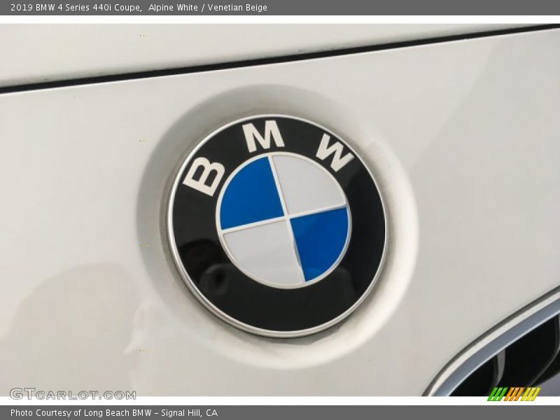 Alpine White / Venetian Beige 2019 BMW 4 Series 440i Coupe