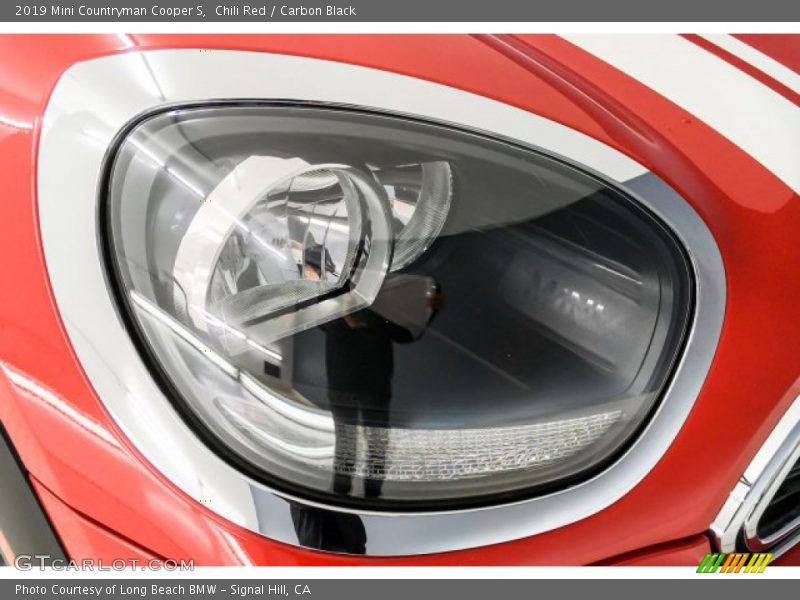 Chili Red / Carbon Black 2019 Mini Countryman Cooper S