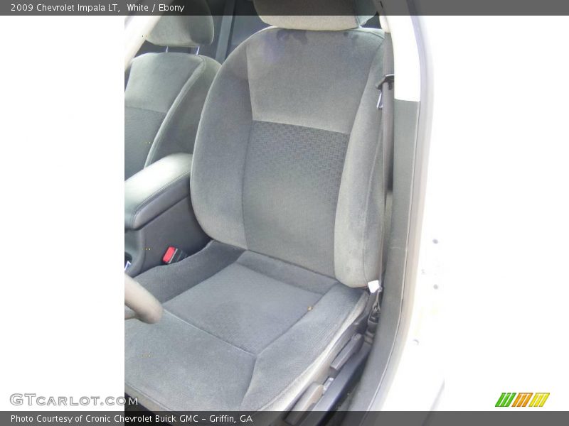 White / Ebony 2009 Chevrolet Impala LT