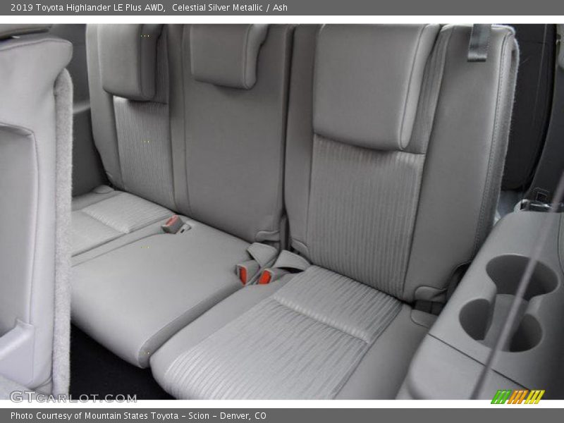Celestial Silver Metallic / Ash 2019 Toyota Highlander LE Plus AWD