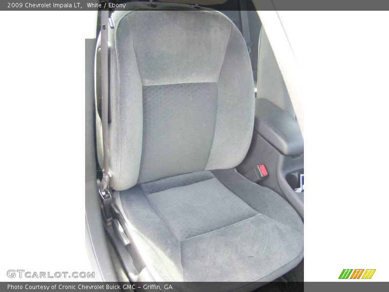 White / Ebony 2009 Chevrolet Impala LT
