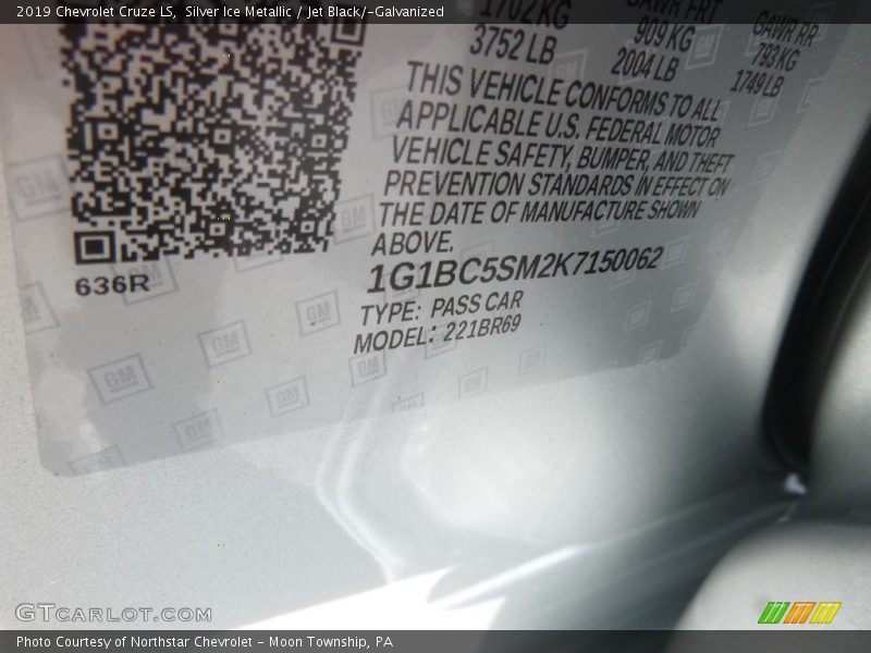 Silver Ice Metallic / Jet Black/­Galvanized 2019 Chevrolet Cruze LS