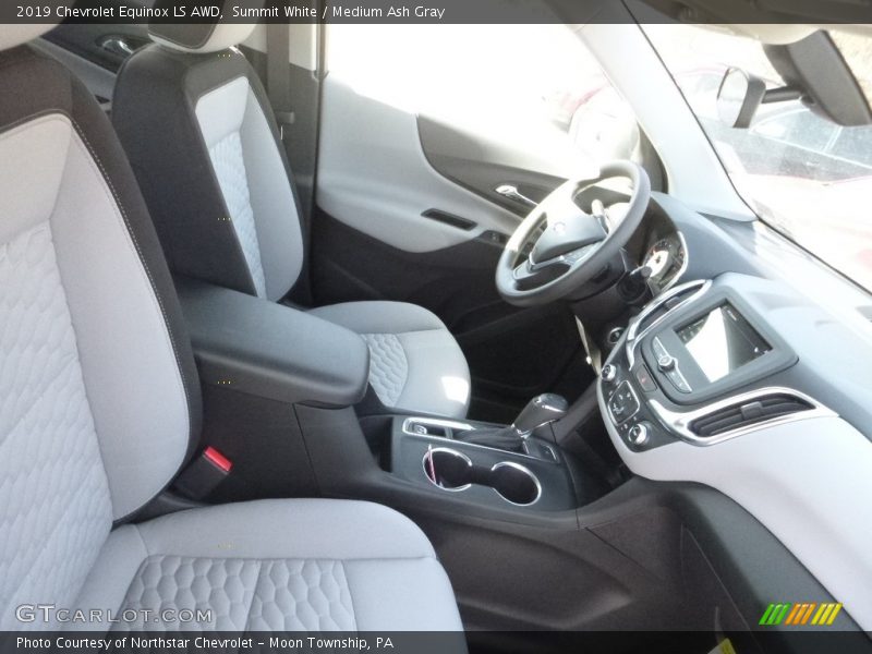Summit White / Medium Ash Gray 2019 Chevrolet Equinox LS AWD